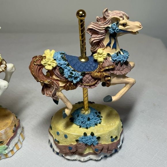 Heritage House Carousel Horse Figurines. Collectible - Picture 2 of 7